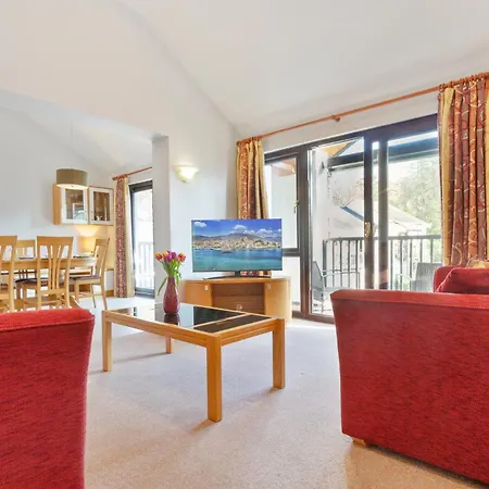 هابيماغ بيرنسايد بارك * باونيس أون وينديرمير