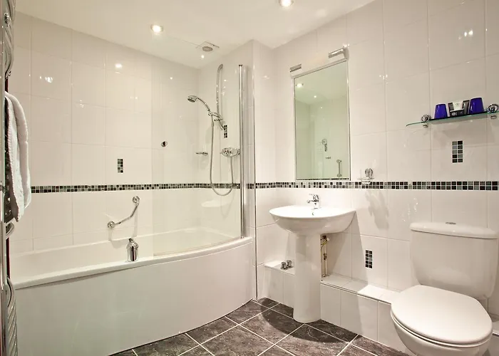 هابيماغ بيرنسايد بارك باونيس أون وينديرمير