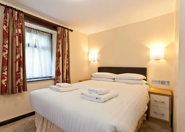 هابيماغ بيرنسايد بارك باونيس أون وينديرمير